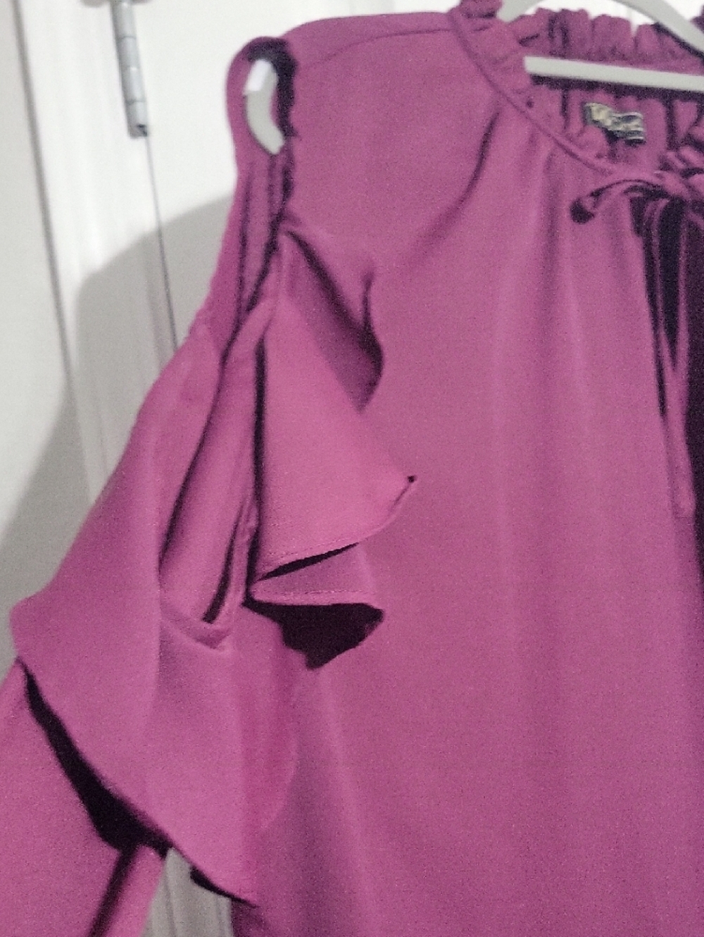 Plum Ruffle Cold-Shoulder Blouse - Picture 4 of 7